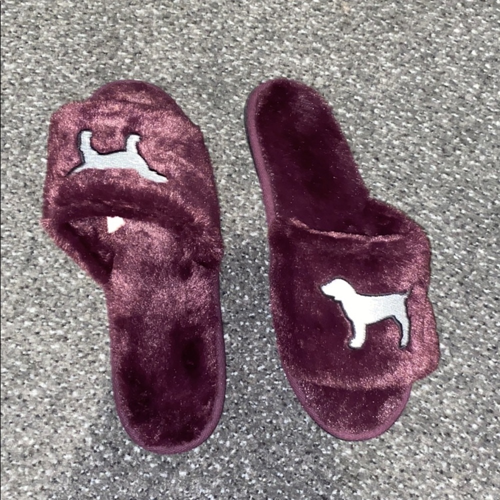 VS pink slippers